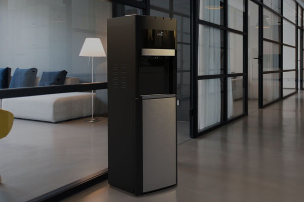 Ūdens dozators birojiem, rūpnīcām un rūpniecības uzņēmumiem